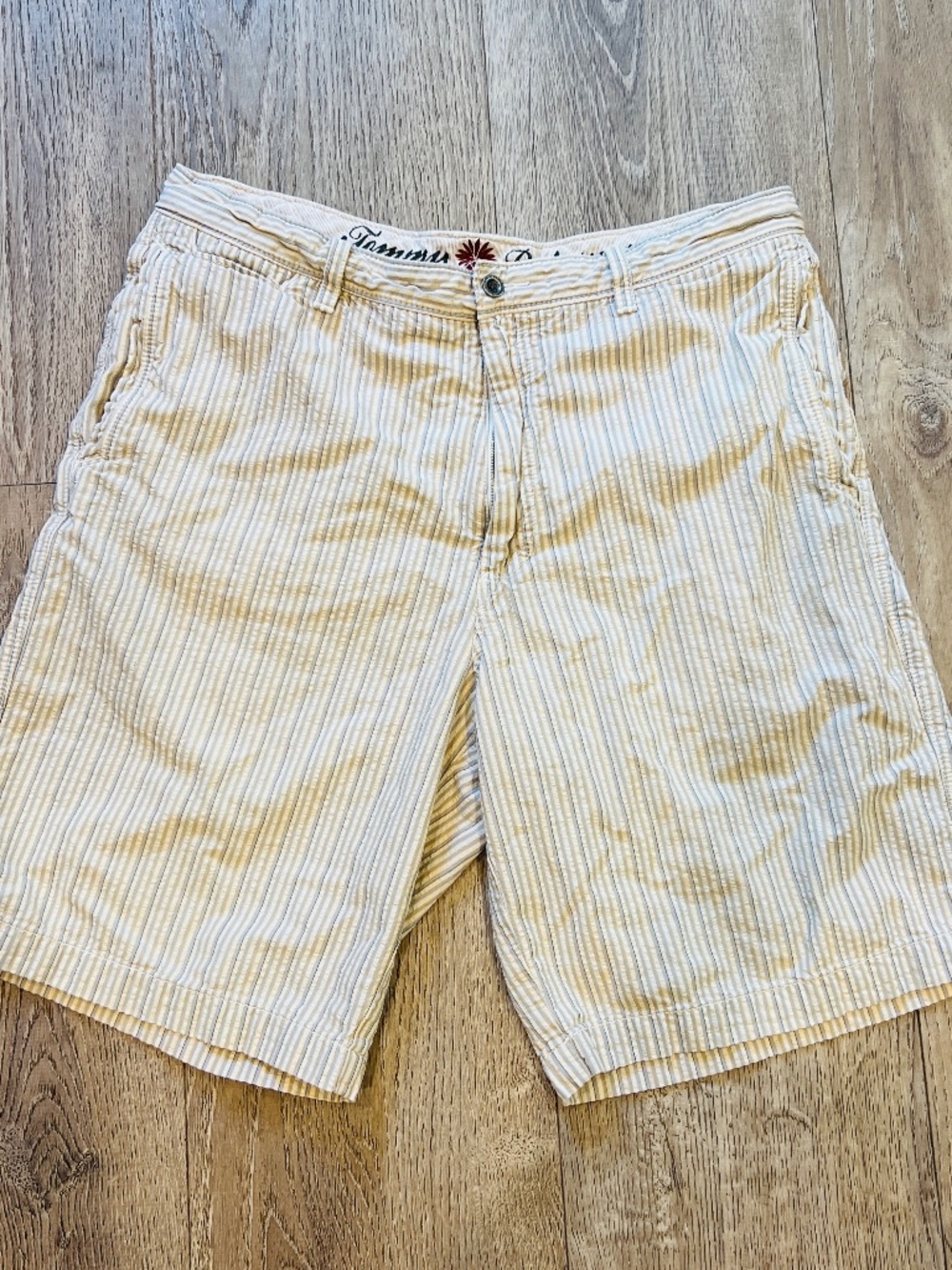 Tommy Bahama Shorts Men's 33 Striped Chino Casual Paradise Nation 9.5" inseam